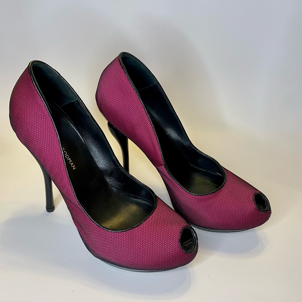 Georgina Goodman fuschia and black pumps, size 8.5